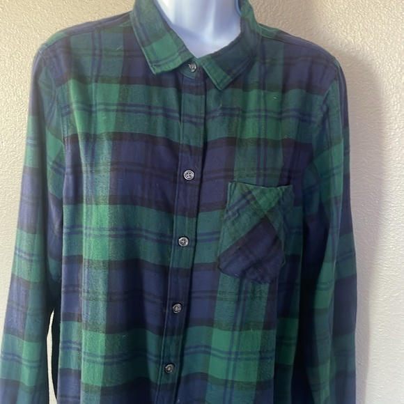 Old Navy, green and blue flannel - Picture 2 of 6